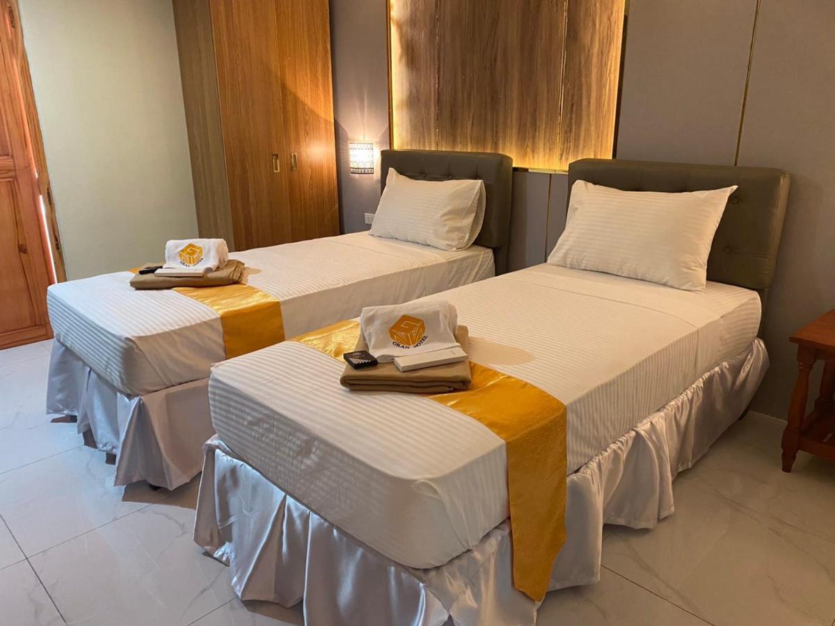 Ngn Gran Hotel Tuguegarao Extérieur photo