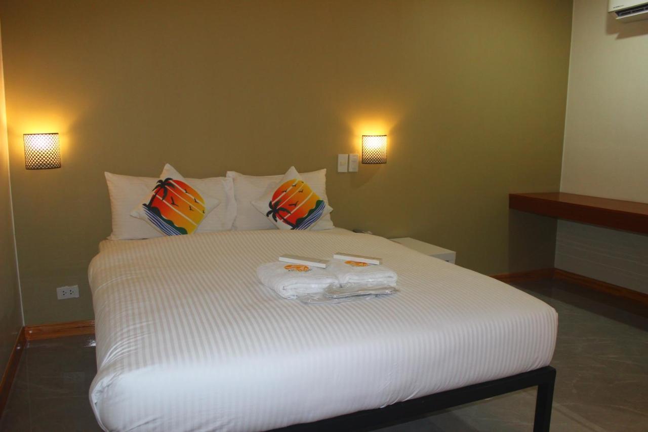 Ngn Gran Hotel Tuguegarao Extérieur photo