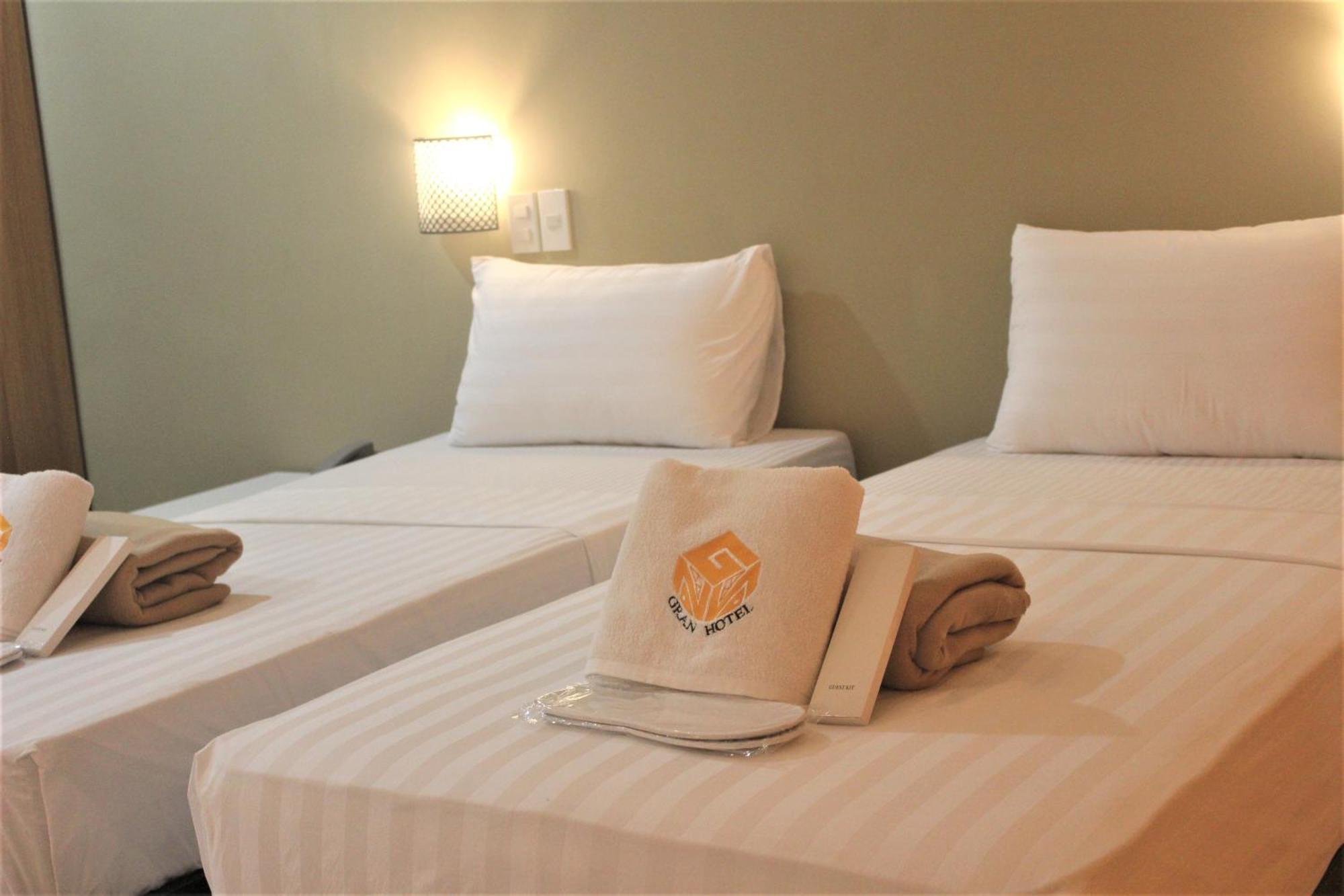 Ngn Gran Hotel Tuguegarao Extérieur photo